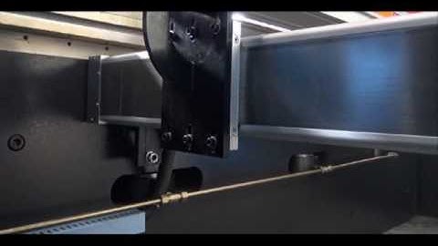 Gilde CNC Machine -- Delem DA52S hydraulic press brake operation