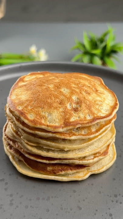 HOW TO MAKE A DELICIOUS BREAKFAST - BANANA PANCAKES
