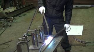 スチールアートジュン　制作風景