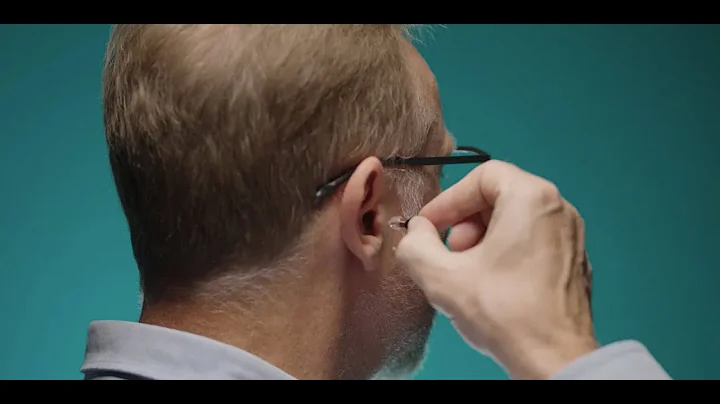 Inserting and removing Oticon Zeal