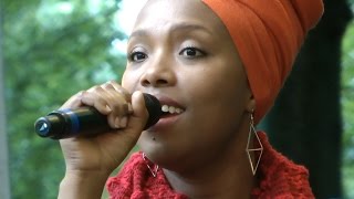 Karyna Gomes - Nukunta da Bokotô - LIVE at Afrikafestival Hertme 2016 Resimi