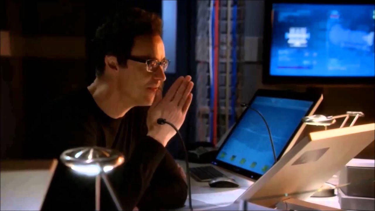 The Flash [1x17] Phasing Thru' Truck ♫Ready To Go♫