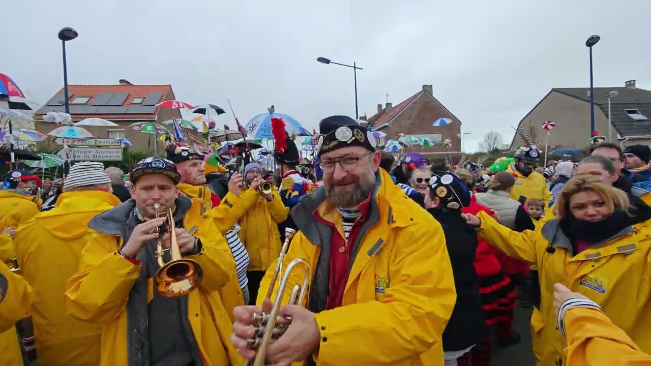 Rond point bande de Petite-Synthe 