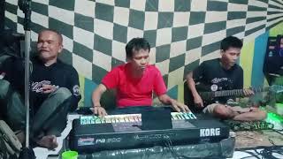 Download Lagu trio kuwekwek bawain lagu apa ya enak banget #studio MP3 Download Lagu trio kuwekwek bawain lagu apa ya enak banget #studio MP3