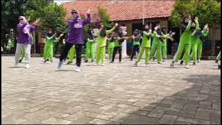 Senam kreasi anak SD 'tabrak-tabrak masuk (oke gas) SDN patrasana3-kresek