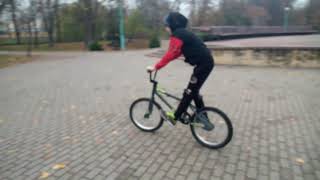 BMX ФРИСТАЙЛ#1+ДРИФТ НА BMW(ЖЕСТЬ СМОТРЕТЬ ДО КОНЦА)