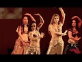 Красотки, в танце живота, табла.  Красивый bellydance