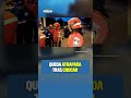 🚗🚨CONDUCTORA QUEDA ATRAPADA TRAS CHOCAR CONTRA UN POSTE