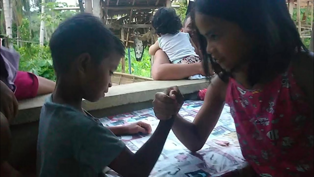 PHILLIPINE KIDS ARM WRESTLING YouTube