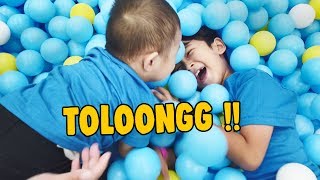 Ziyan Main Bersama Adik di Playground - Mandi Bola Banyak Sekali