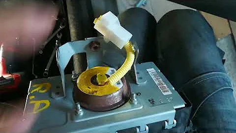 Comment désactiver l'airbag du passager avant Toyota Aygo 2 ?