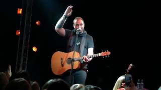 Video thumbnail of "Adam Gontier - Breaking the Habit (Russia, Samara, Tribute to Chester Bennington 21.11.2017)"