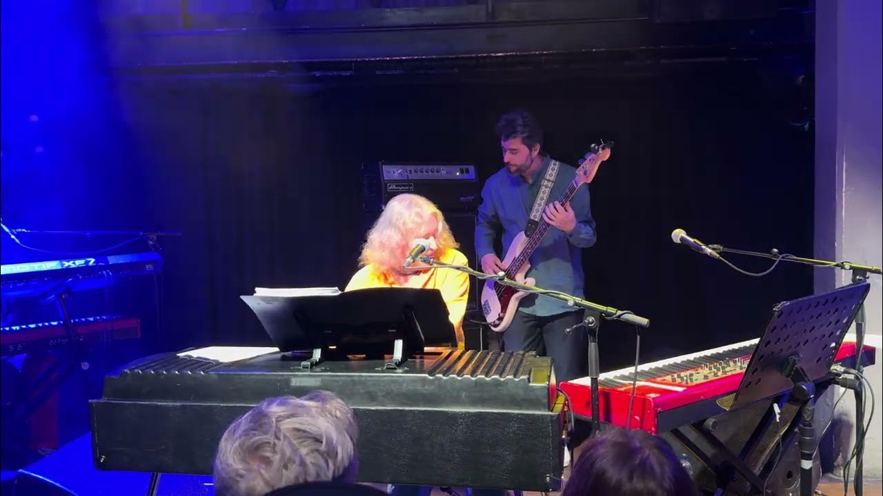 Água de côco - Marcos Valle (Jazz Cafe London) Água de côco - Marcos Valle (Jazz Cafe London)