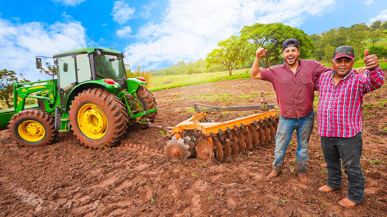 SE NÃO FOSSE MEU VIZINHO EU NÃO IRIA CONSEGUIR PLANTAR ESSE ANO