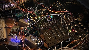 Modular Synth Techno Ambient - Rainy Flight - Melancholic Tension