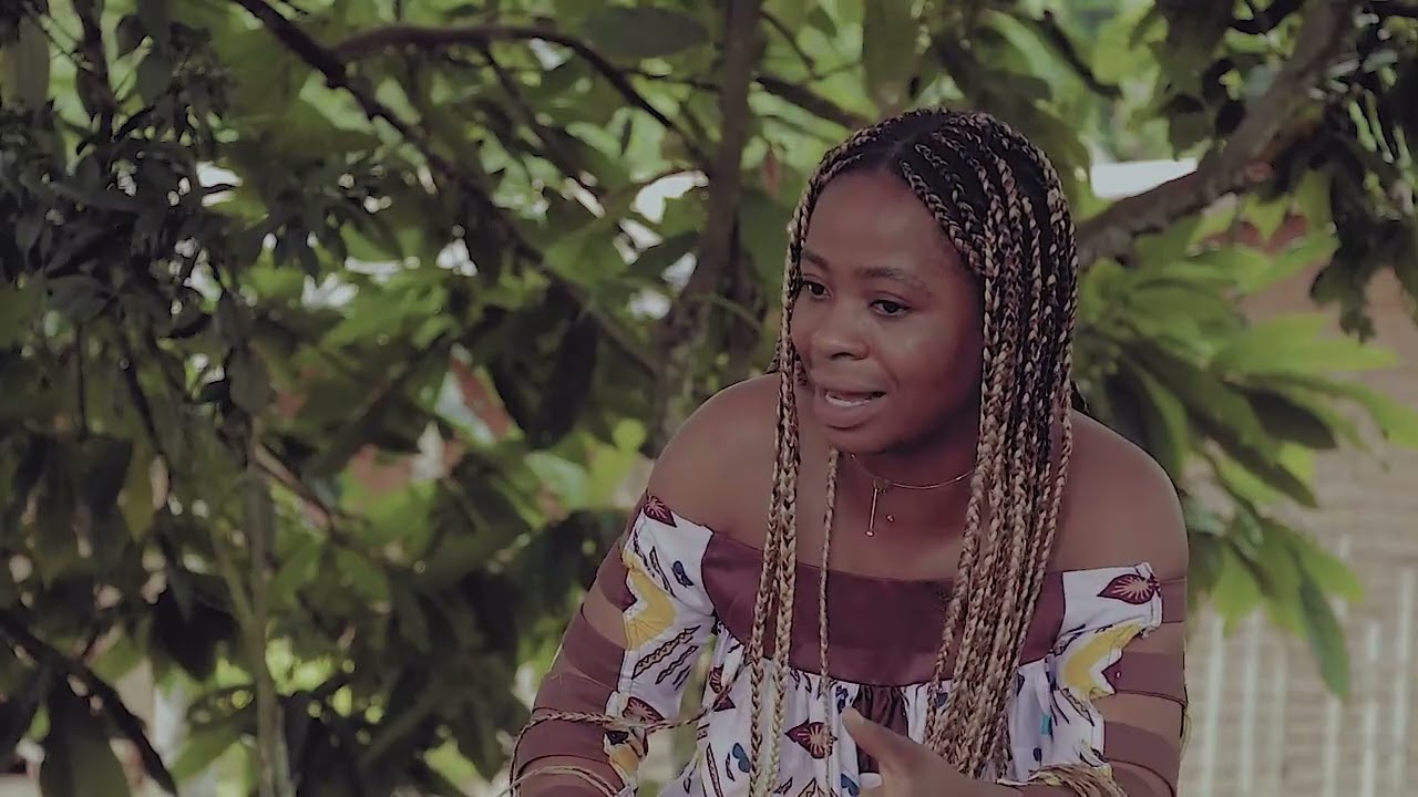 Marina a killam quelqu'un en enlevant sa dent. Ça a souvent marché ? Ça a donc couru le tour-ci. 🏃