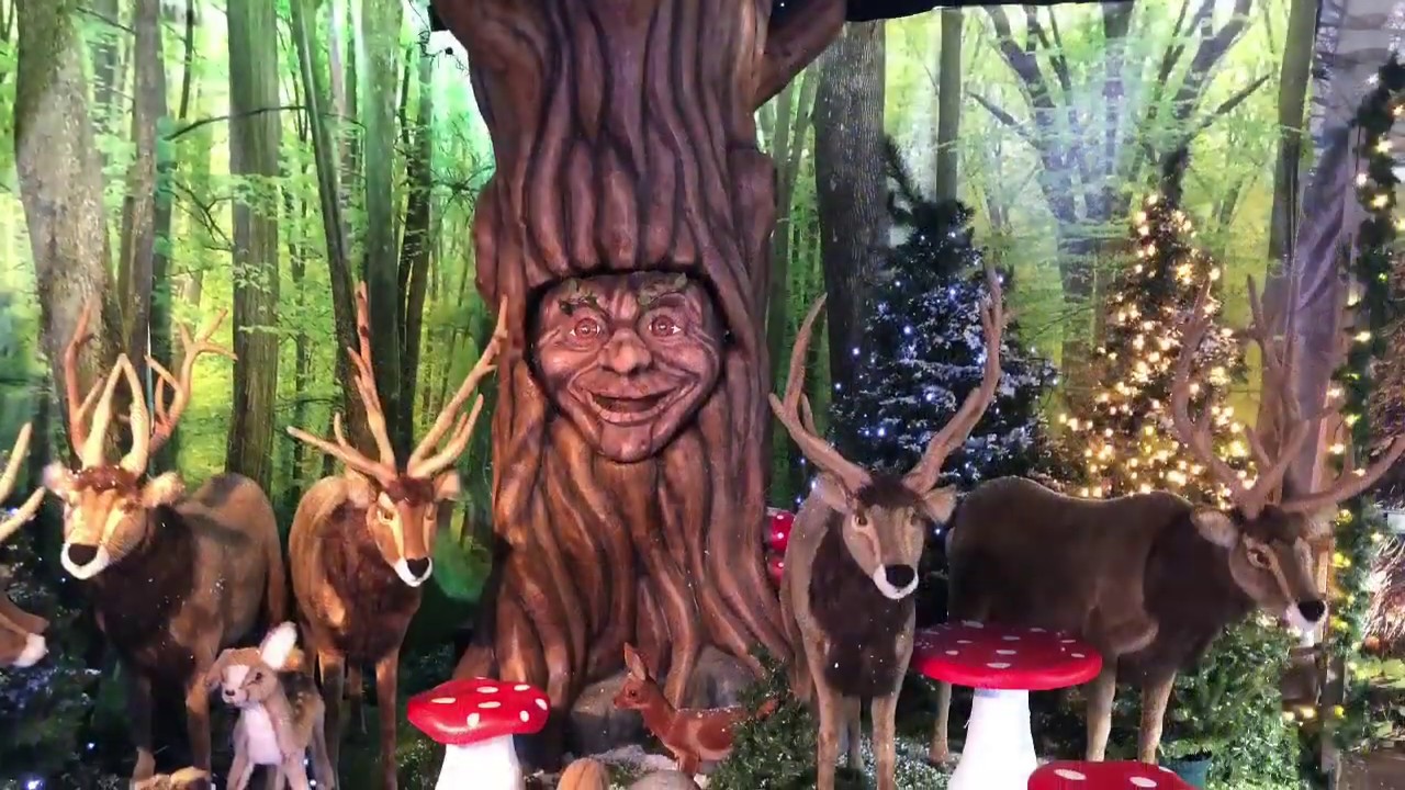 A Magical Christmas experience at Santa's Grotto at the Carr Gate