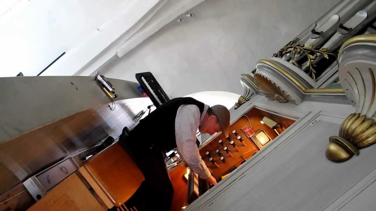 FREE IMPROVISATION  ORGAN  EURO TECNO RHYTHM MUSIC