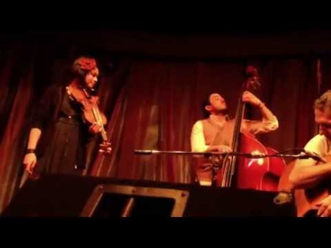 Daisy Castro at One Longfellow Square - Blues en mineur