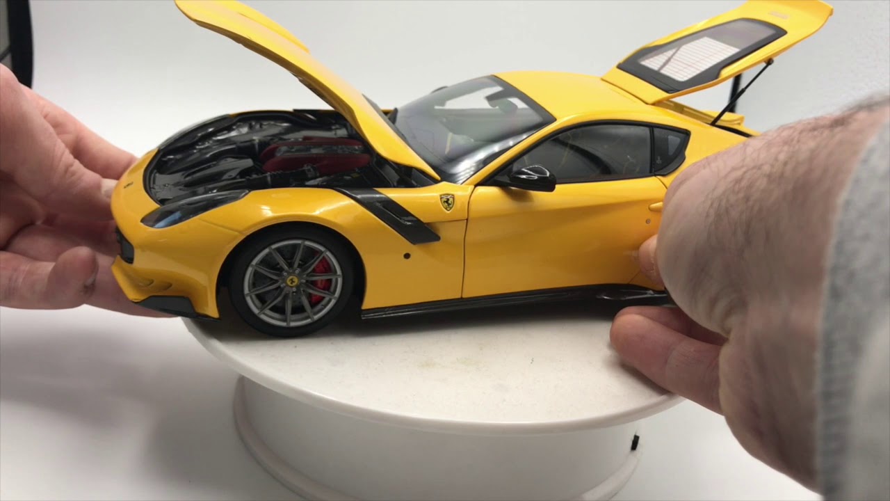 BBR 1:18 FERRARI F12 TDF DIE CAST - YouTube