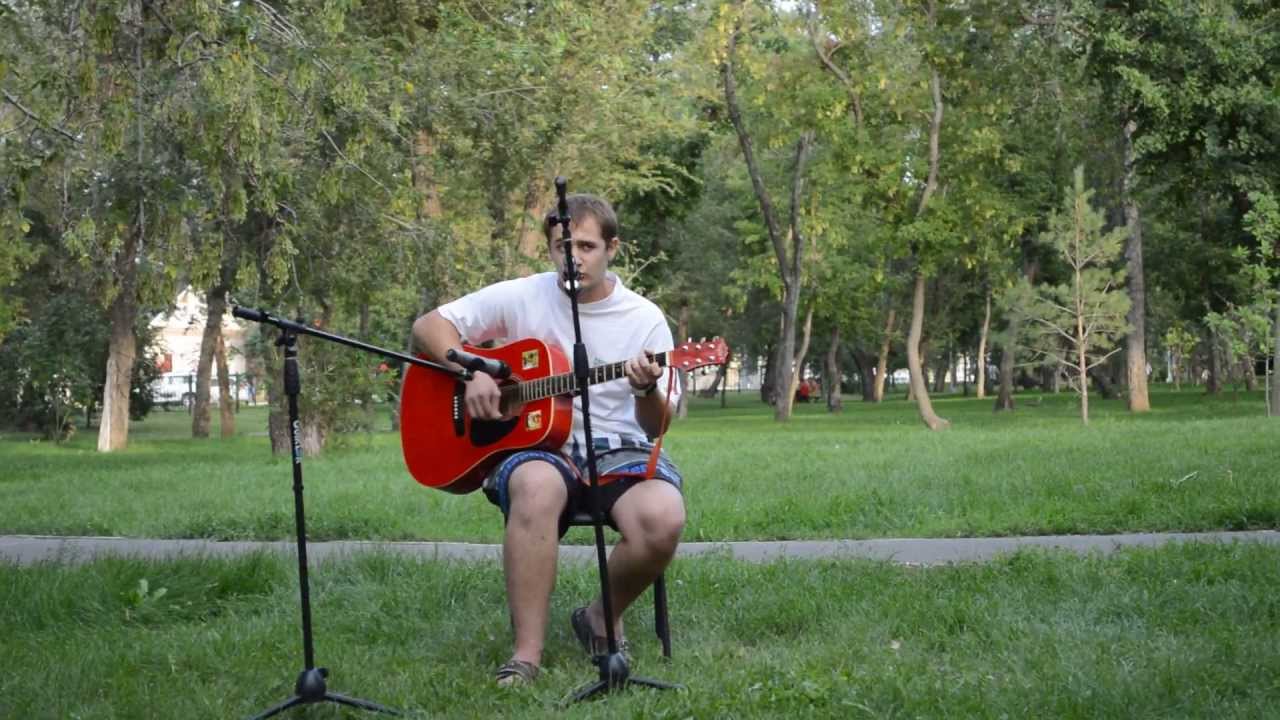 Рычаги машин лысый мужик