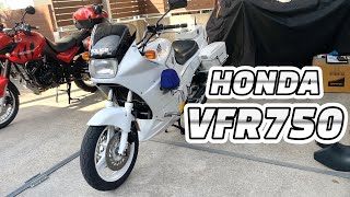 バイクの杜】ホンダ VFR750 白バイ仕様 - YouTube