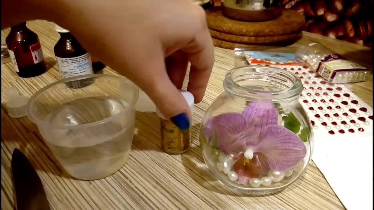 Цветы в глицерине мастер класс. Цветы в баночке. Цветы в глицерине мастер класс. Живые цветы в глицерине. Консервирование цветов в парафине.