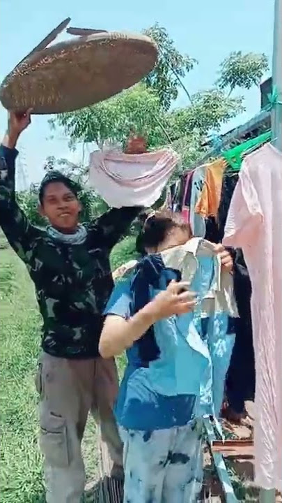 tante jemuran dalaman