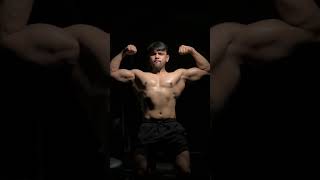 When the beat drops, so does my fear#bodybuilding #fitneess #vial #trendingshorts#gym #viralshorts