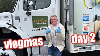 GIVING BACK FOR THE HOLIDAYS | VLOGMAS DAY 2