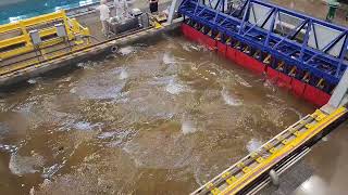 The test basin simulates Stream & Waves
