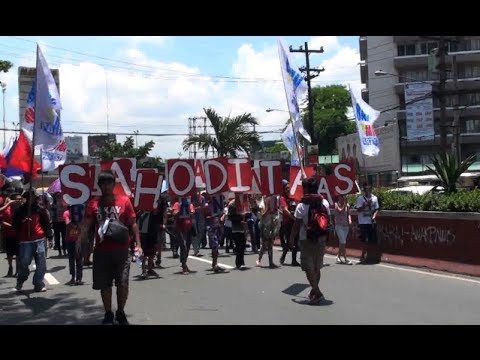 Labor Day protesters gather in Manila-Quezon City landmark