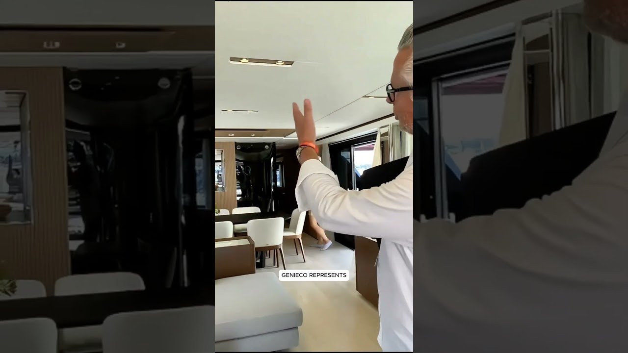 ⁣Sydney International Boat Show Highlight | Ferretti 1000 SkyDeck