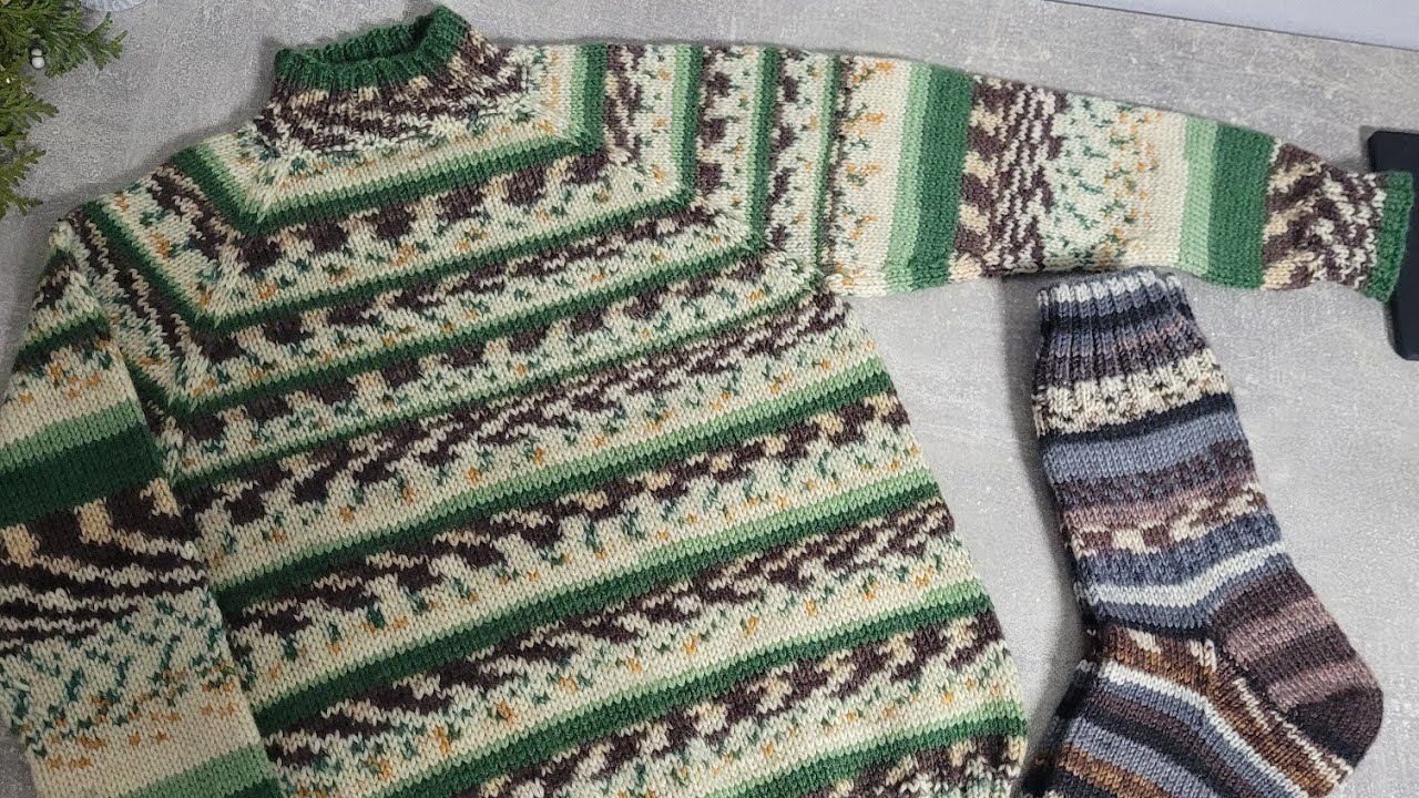 Детский свитер и носки из пряжи Ализе Вултайм 