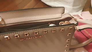 Story63. Michael Kors SELMA STUD Medium Messenger Leather Crossbody Bag Soft Pink screenshot 5