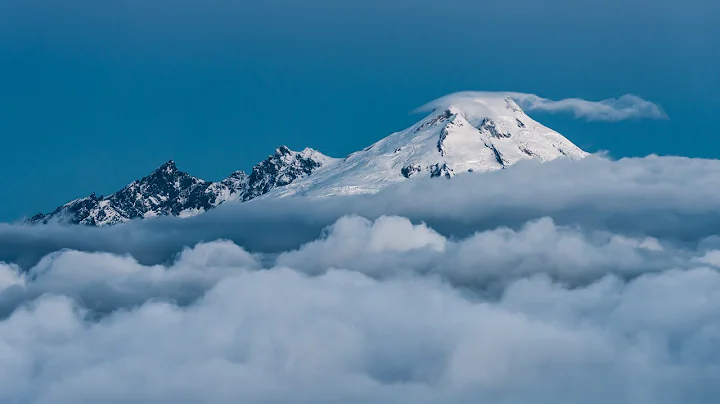 Solo Hiking Above the Clouds in the North Cascades