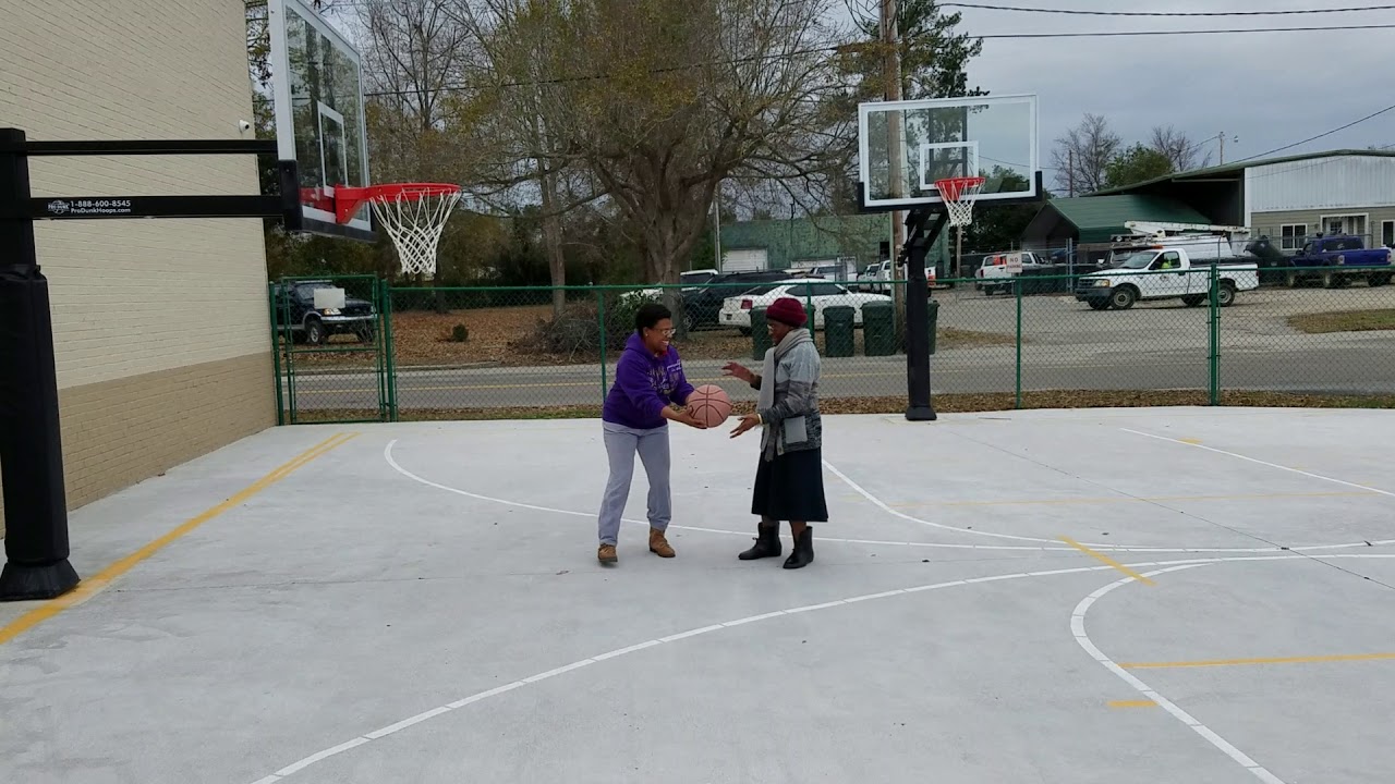 98YearOld Woman Plays Basketball Just Fine YouTube