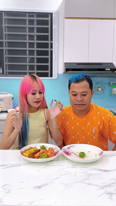 Khi Vợ Chia Đồ Ăn Cho Bạn || When Wife Shares Food For You - Vê Vê Travel #shorts