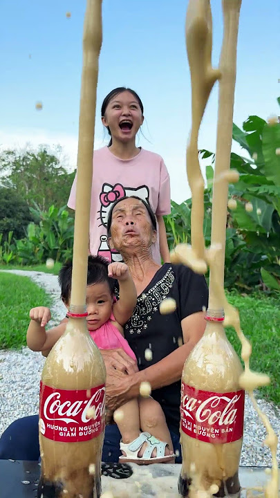 With Coca Cola, have fun with grandma and granddaughter Gia Han with her sister's interesting jok...