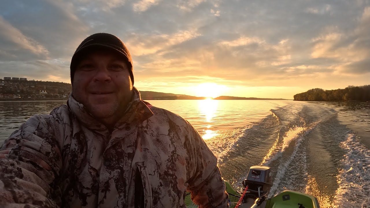 Cu barca pe Dunare, dupa crap in decembrie