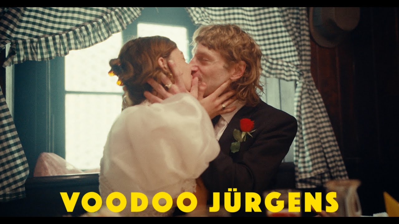Voodoo Jürgens - Zuckerbäcker (official Video)