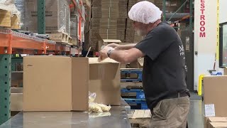 Volunteers prepare supplies for Arizona heat relief centers this summer