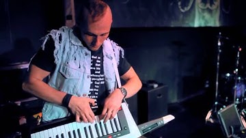 Vadim z grupy Dragonforce mówi o swoim najnowszym sprzęcie: Korgu Rk100s KEYTAR