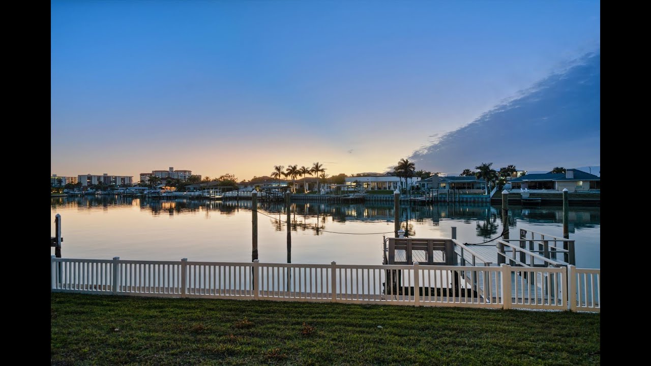 878 Harbor Is Clearwater Beach, FL | ColdwellBankerHomes.com
