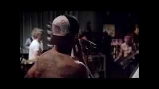 Red Hot Chili Peppers - Did I Let You Know (live From The Basement)