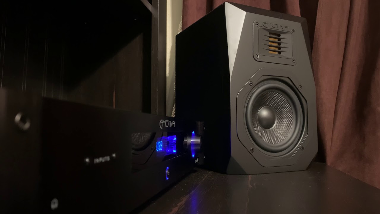 Emotiva B1+ Sound Demo | You & Your Friend - Dire Straits