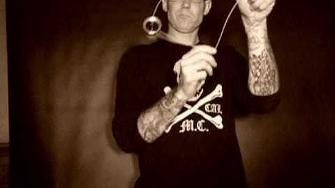 Yo-Yo Trick Tutorial "Revolutions". For intermediate play.