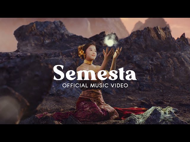 Anggis Devaki - Semesta (Official Music Video) class=