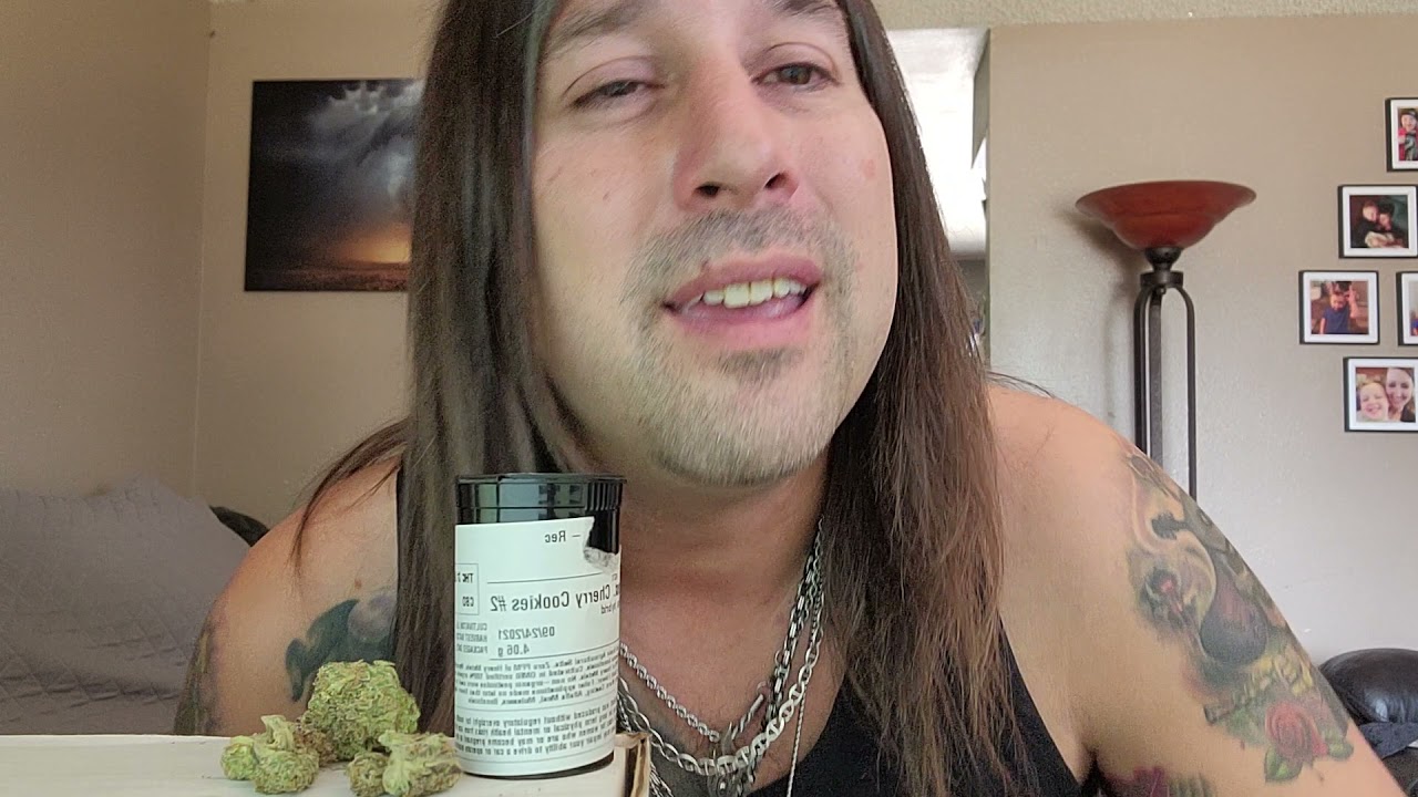 Dan's 420 Chronicles - Frosted Cherry Cookies #2 / Weed Review 10/1/21
