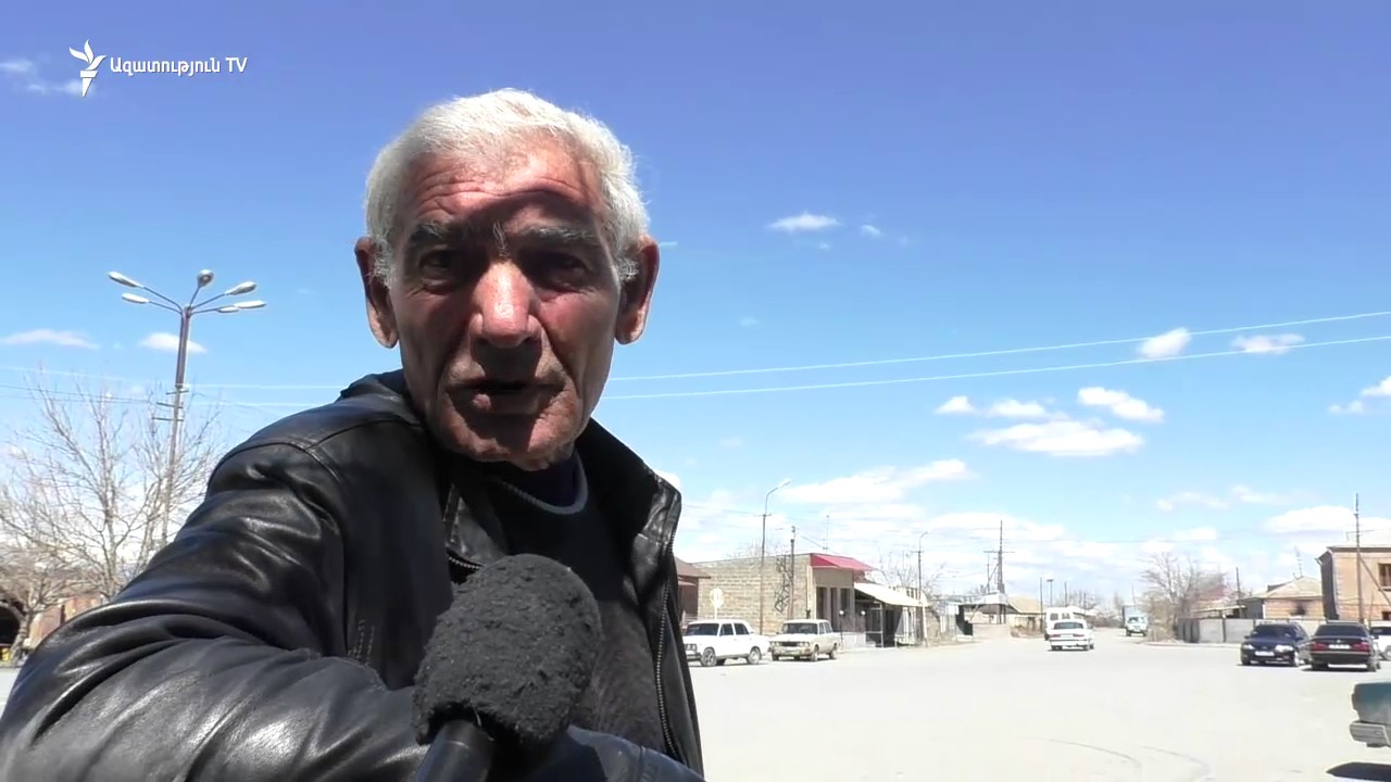 Նալբանդյանի գյուղապետը համայնքի բյուջեն համեմատում է իր գրպանի պարունակության հետ